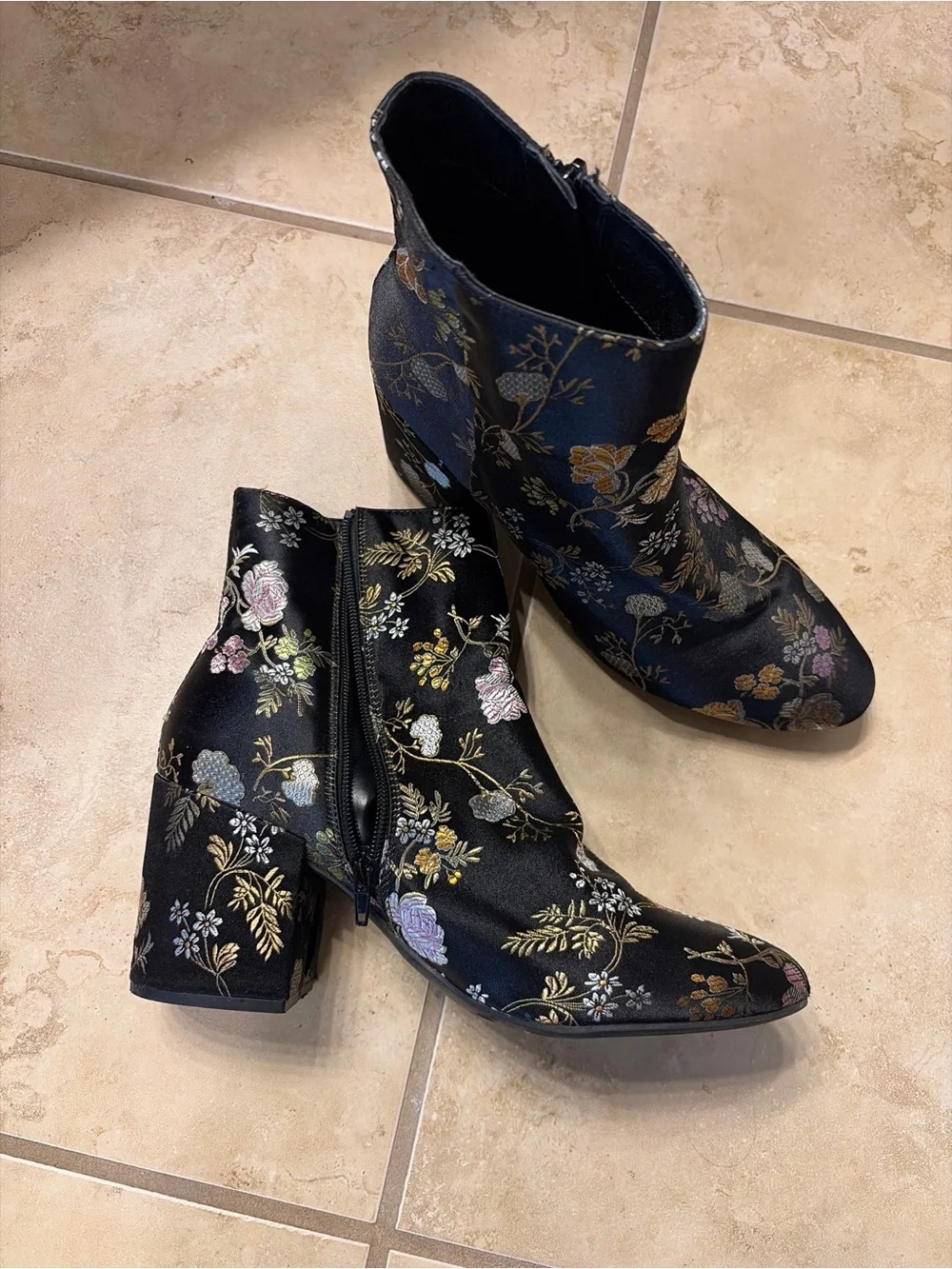 Bar III Black Floral Brocade Ankle Booties size 11